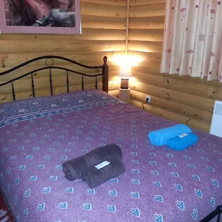 シャレー My Woodenfriend Káto Khóvoli