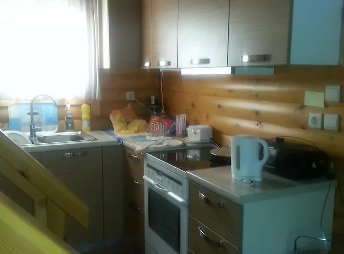 My Woodenfriend Alpehytte Kato Chovoli